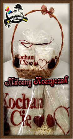 KOSZYK ręczników z haftem - KOCHAM CIĘ + SERDUSZKO